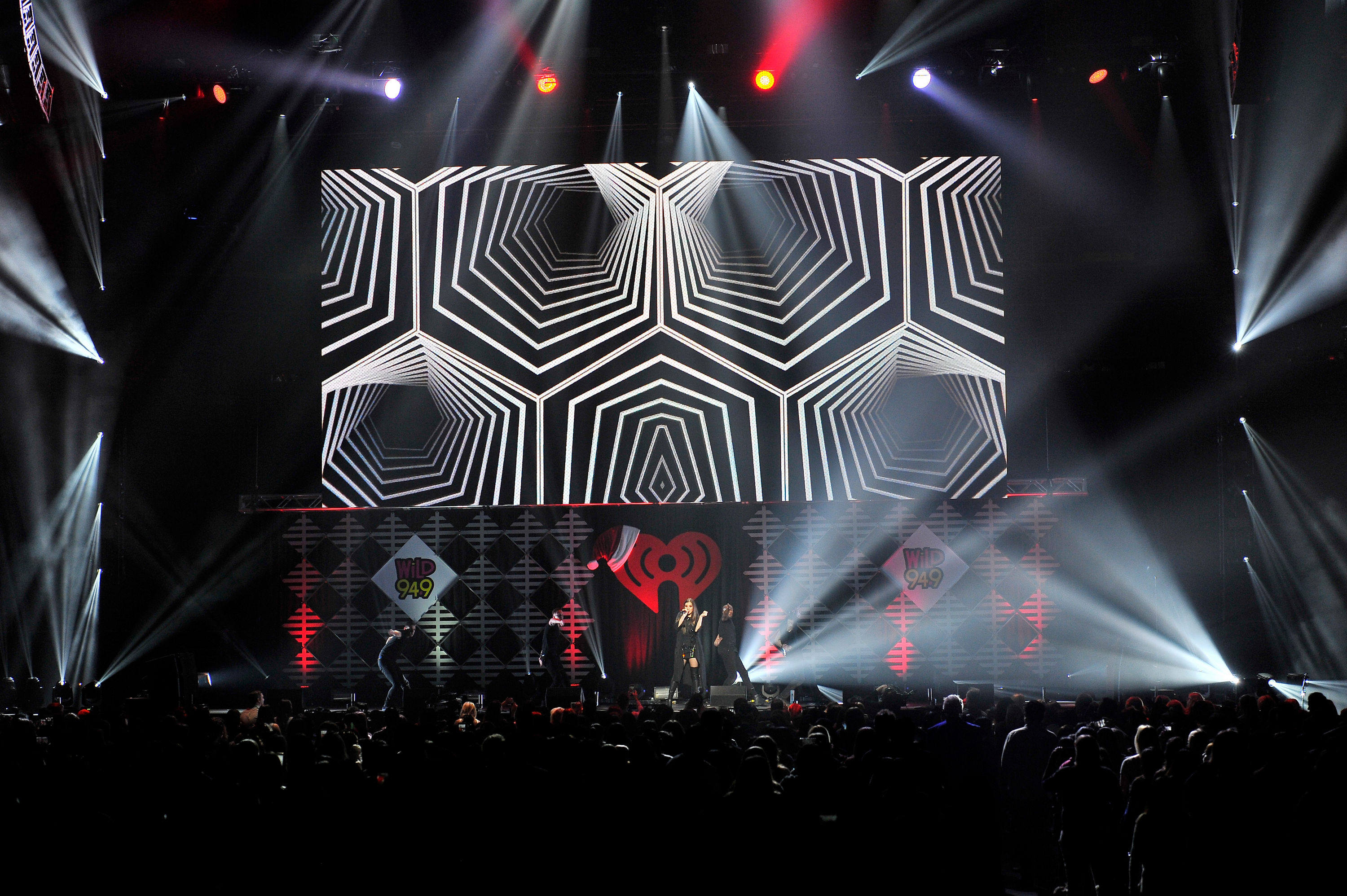 Dec 01 WiLD 94.9 FM's iHeartRadio Jingle Ball 2016 ihearthailee 025